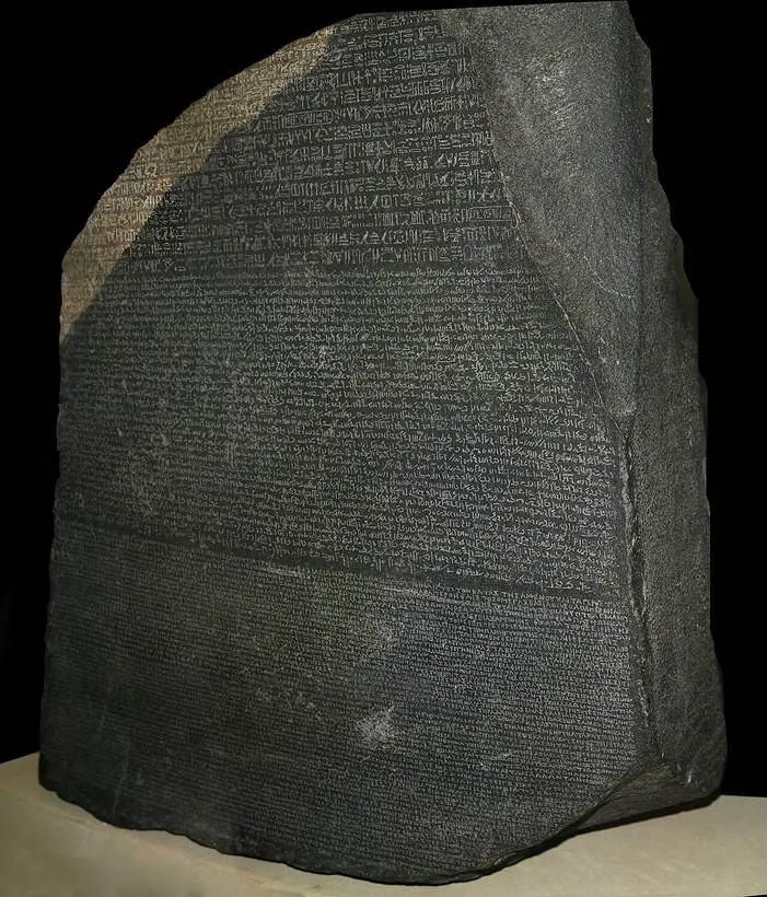 La Piedra Rosetta expuesta en el British Museum